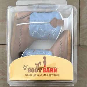 New Baby boots - size 1